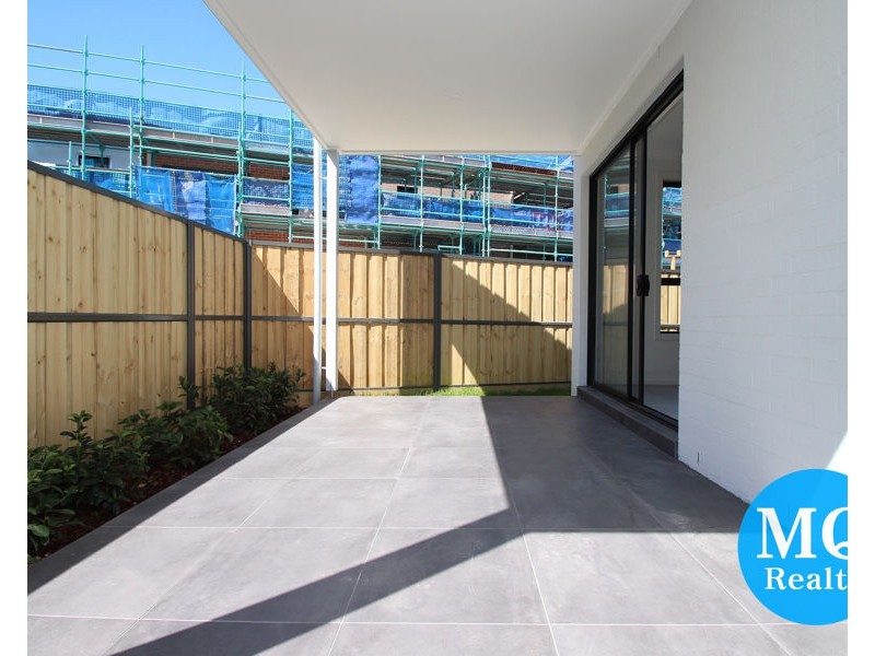 10 Fringe Glade, Blacktown NSW 2148