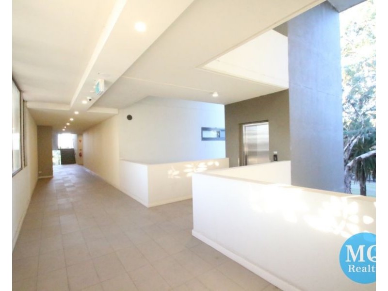 c207/17 Hanna St, Potts Hill, NSW 2143 Australia, Potts Hill NSW 2143