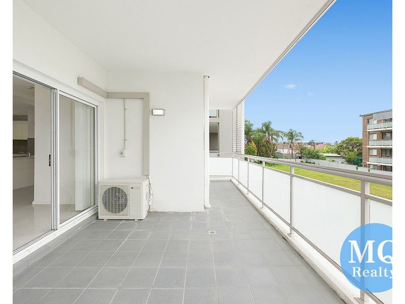 8/ 22-24 Smythe Street, Merrylands NSW 2160