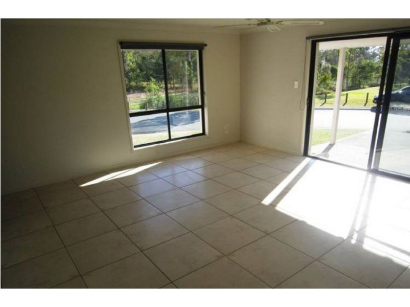 2/28 Wyndham Circuit, Holmview QLD 4207