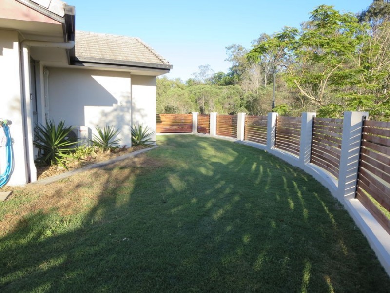 2/28 Wyndham Circuit, Holmview QLD 4207