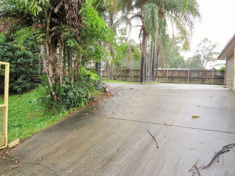 2 Sharon Drive, Eagleby QLD 4207