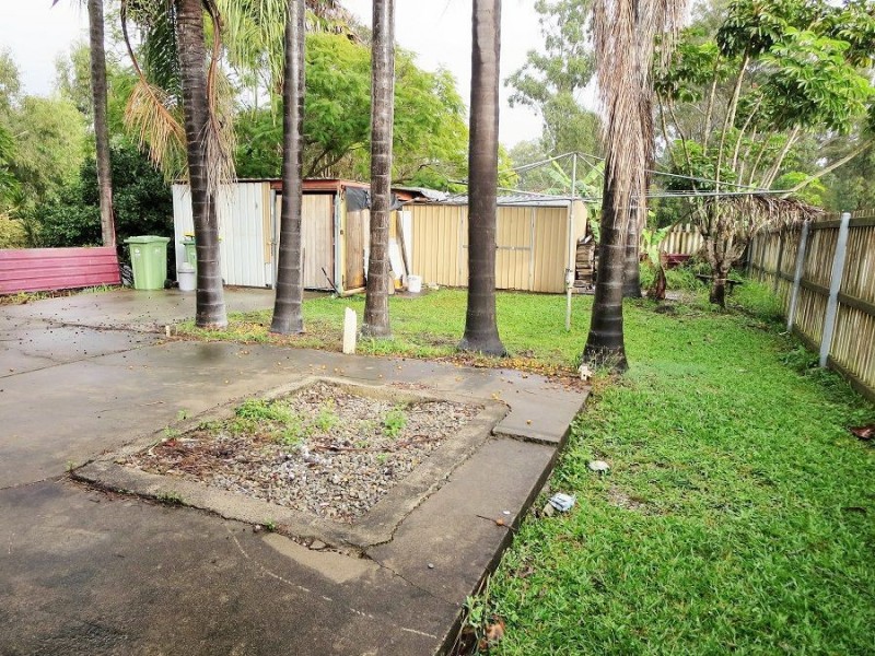 2 Sharon Drive, Eagleby QLD 4207