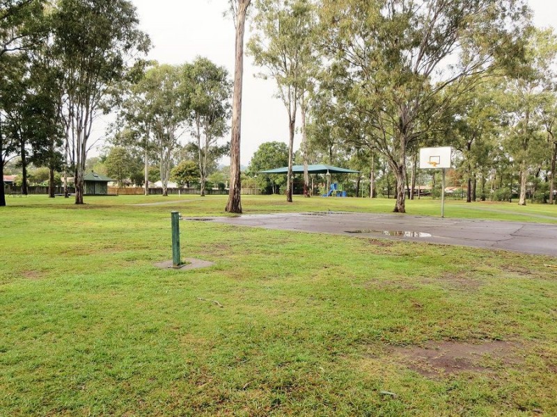 2 Sharon Drive, Eagleby QLD 4207