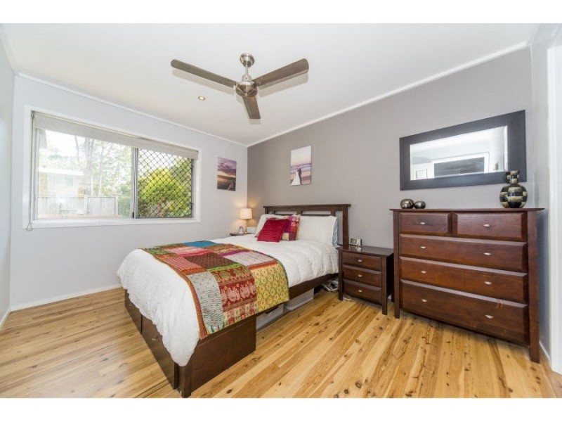 27 Bloodwood Crescent, Molendinar QLD 4214