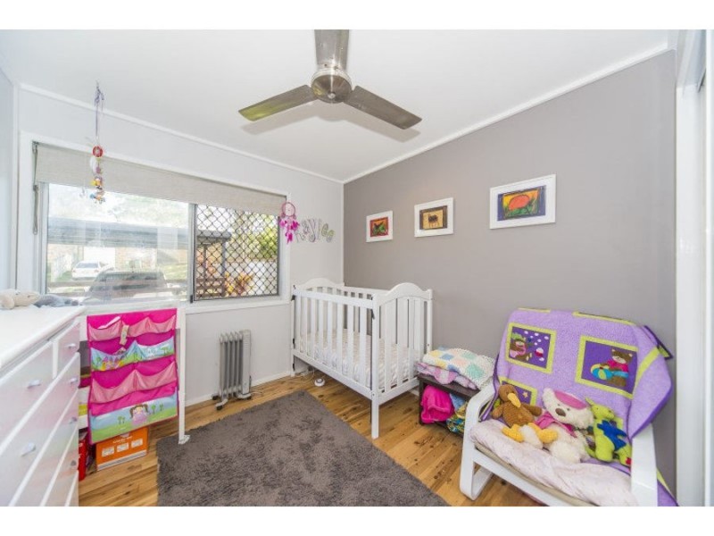 27 Bloodwood Crescent, Molendinar QLD 4214