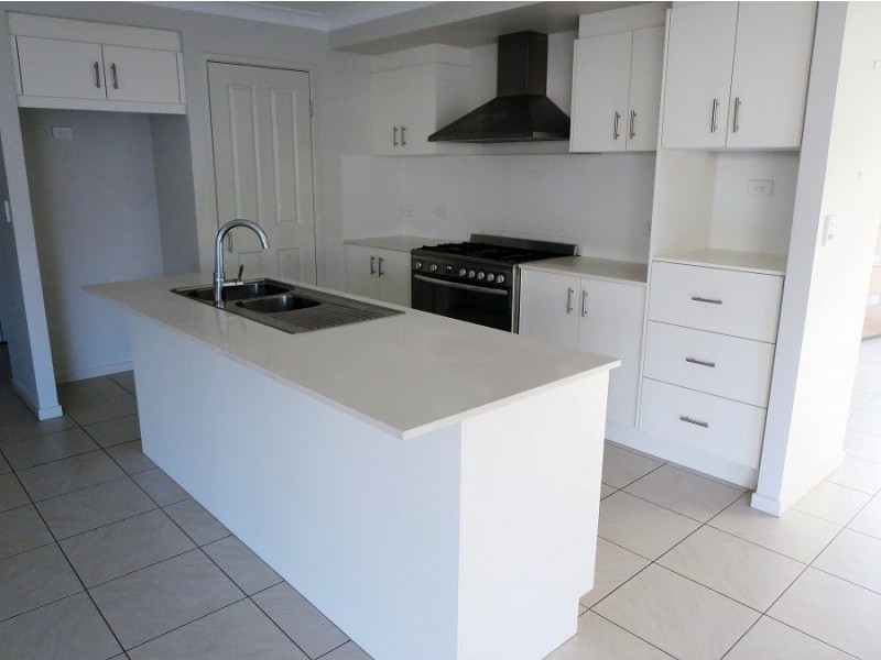 12 Honeygem Place, Jimboomba QLD 4280