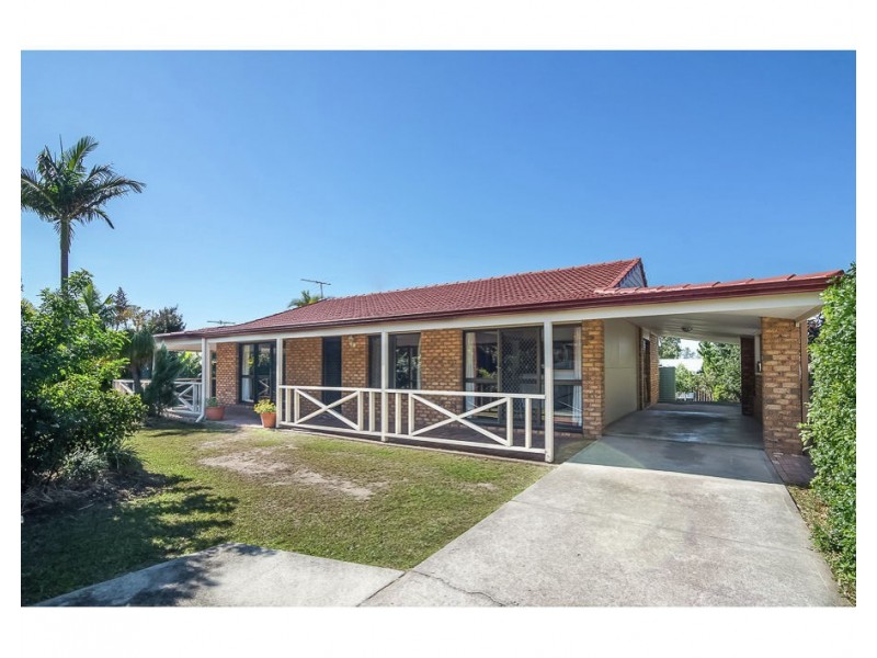 24 Yorkshire Crescent, Mount Warren Park QLD 4207