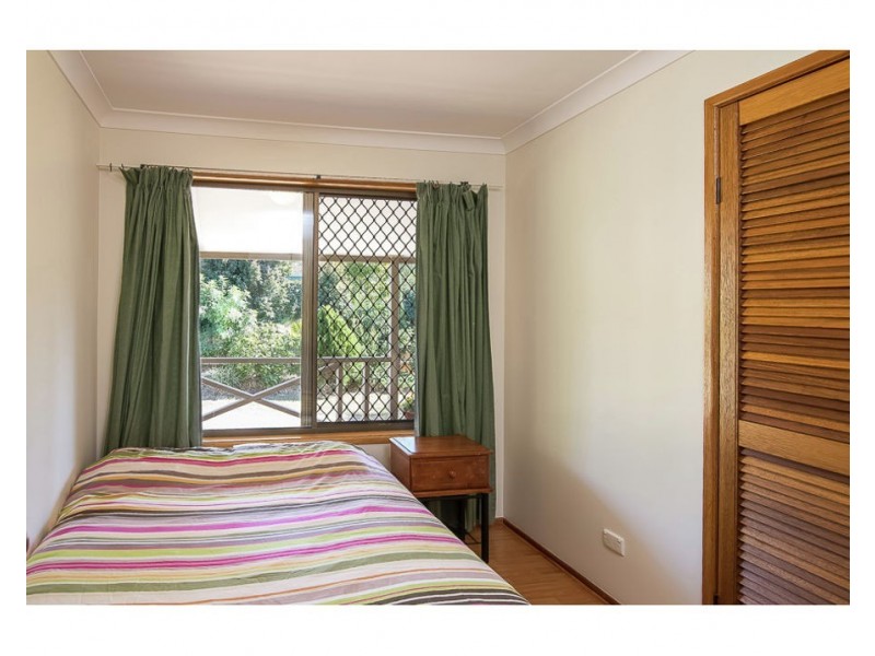 24 Yorkshire Crescent, Mount Warren Park QLD 4207