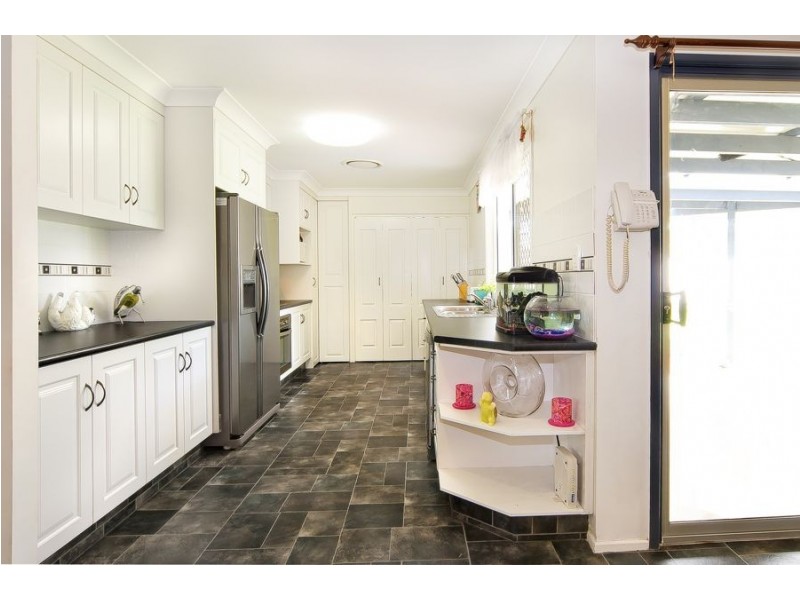 7 Leawarra Drive, Loganholme QLD 4129