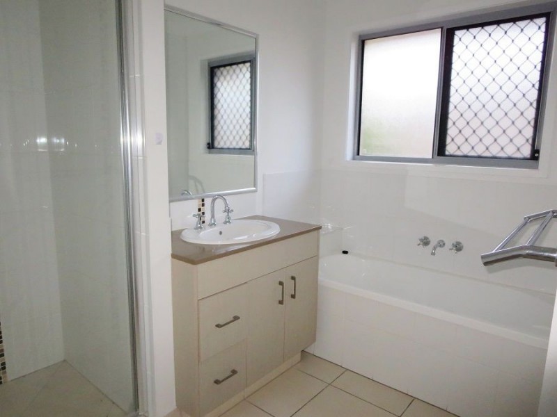 49 Breezeway Drive, Bahrs Scrub QLD 4207