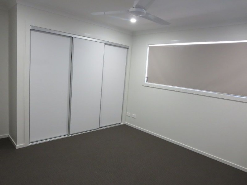 1/78 Glorious Promenade, Redbank Plains QLD 4301