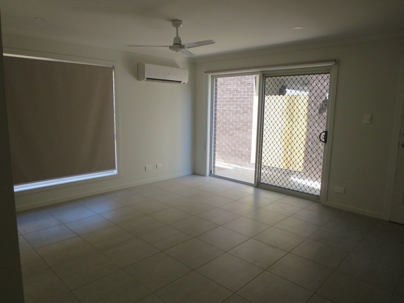1/78 Glorious Promenade, Redbank Plains QLD 4301