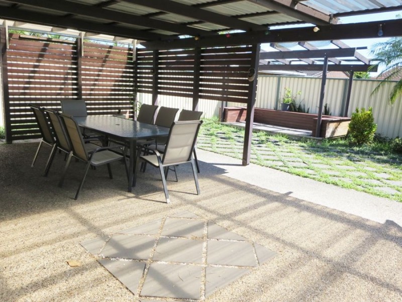 44 Glendevon Crescent, Mount Warren Park QLD 4207