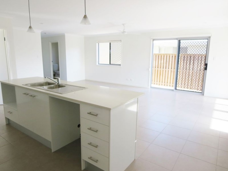 59 Ningaloo Drive, Pimpama QLD 4209