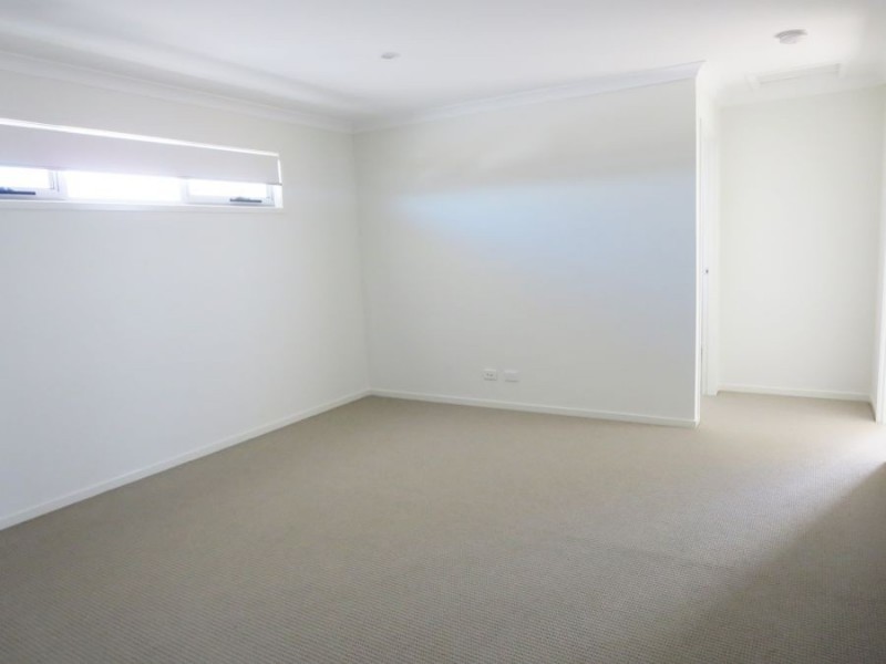 59 Ningaloo Drive, Pimpama QLD 4209