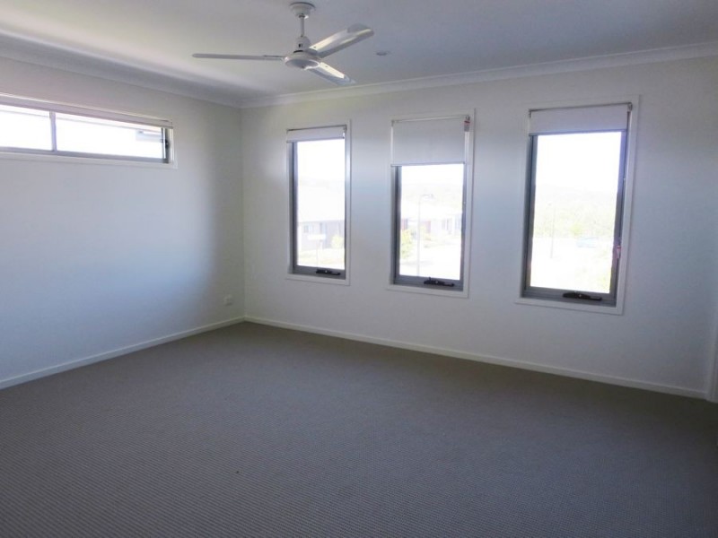 59 Ningaloo Drive, Pimpama QLD 4209