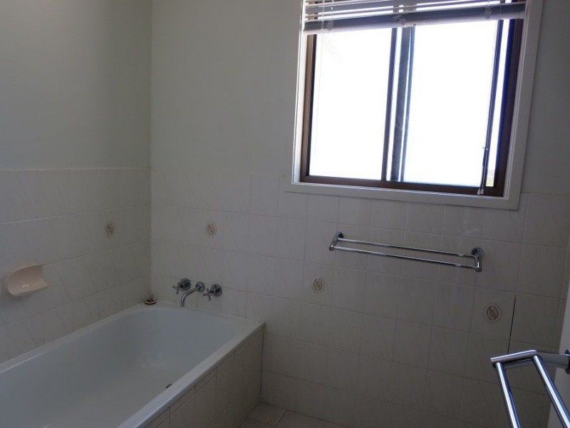 15 Crest Street, Beenleigh QLD 4207