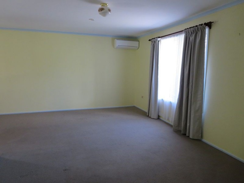 29 Ben Lexcen Court, Mount Warren Park QLD 4207