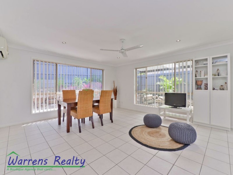 20 Mountain View Crescent, Mount Warren Park QLD 4207