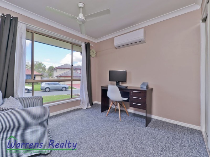 20 Mountain View Crescent, Mount Warren Park QLD 4207
