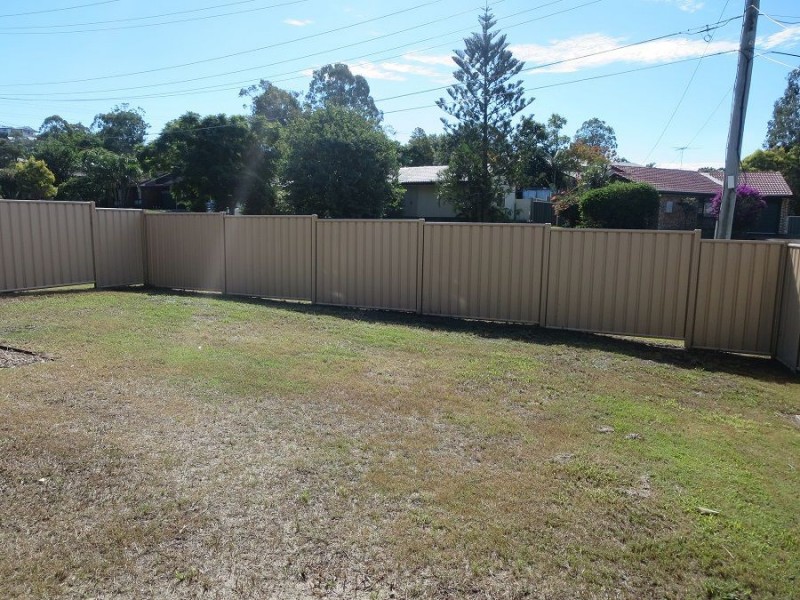 37 Thoms Crescent, Mount Warren Park QLD 4207