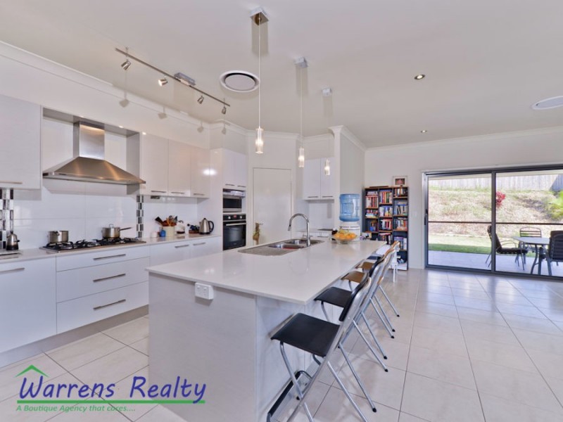 37 Grasslands Crescent, Reedy Creek QLD 4227