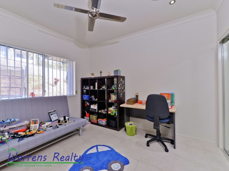 37 Grasslands Crescent, Reedy Creek QLD 4227