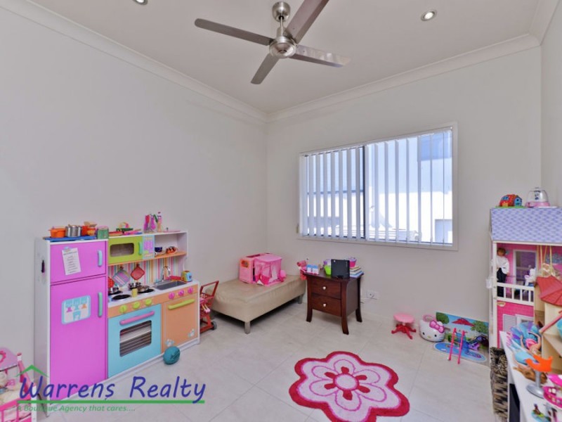 37 Grasslands Crescent, Reedy Creek QLD 4227
