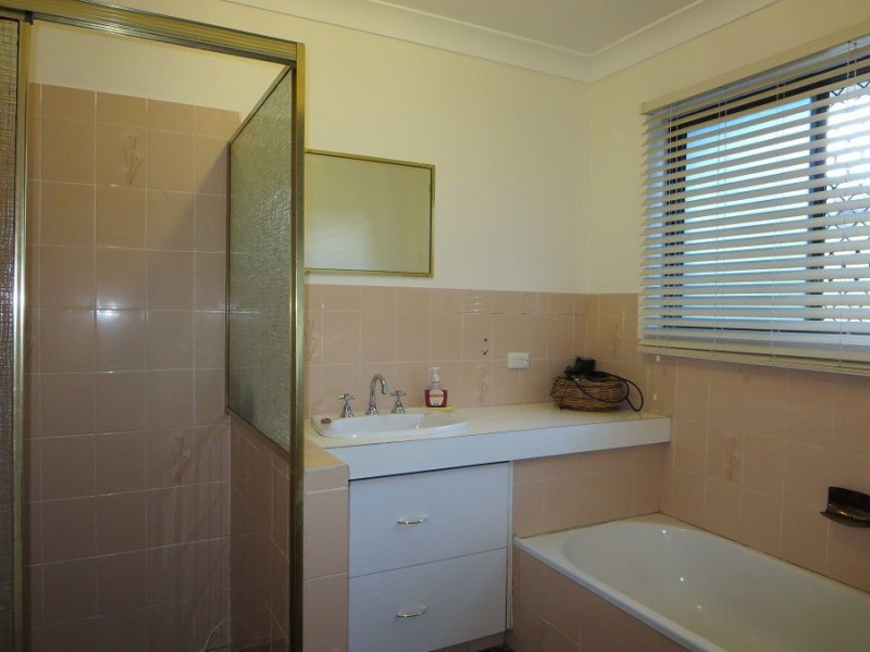12 Baradine Street, Mount Warren Park QLD 4207