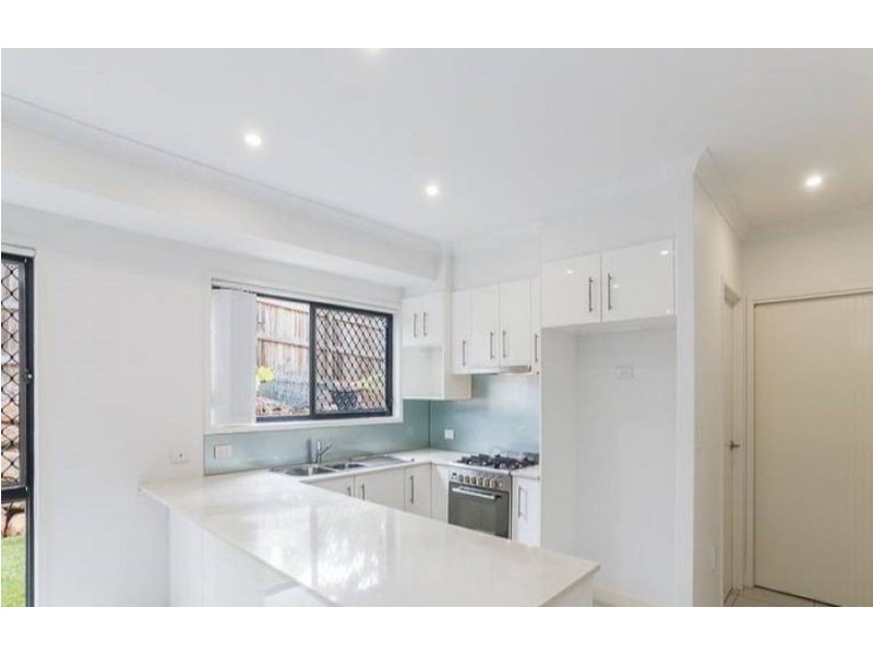 2/16 Hester Street, Shailer Park QLD 4128