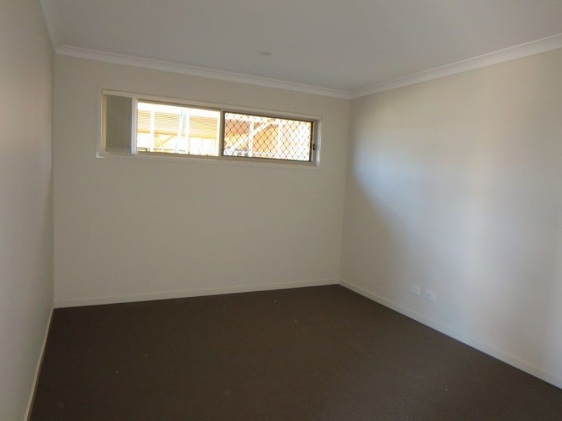 64 Baspa Street, Holmview QLD 4207