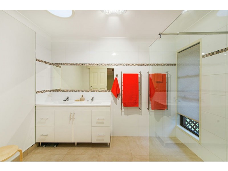 31 Curlew Court, Tamborine QLD 4270