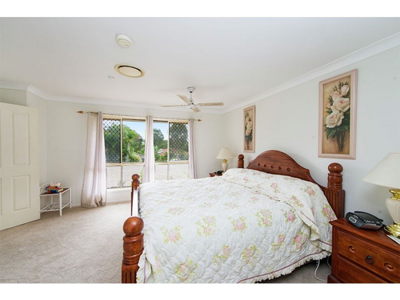 7 Hendrix Street, Windaroo QLD 4207