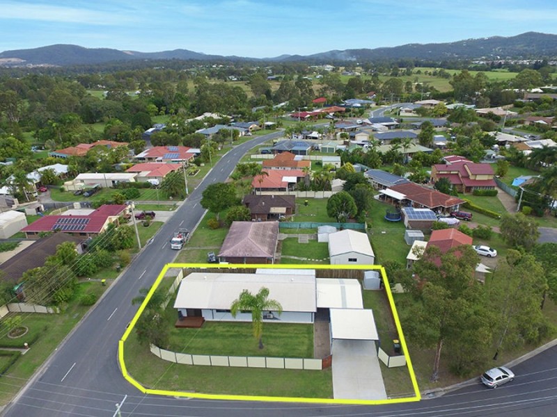 2 Jennifer Court, Mount Warren Park QLD 4207