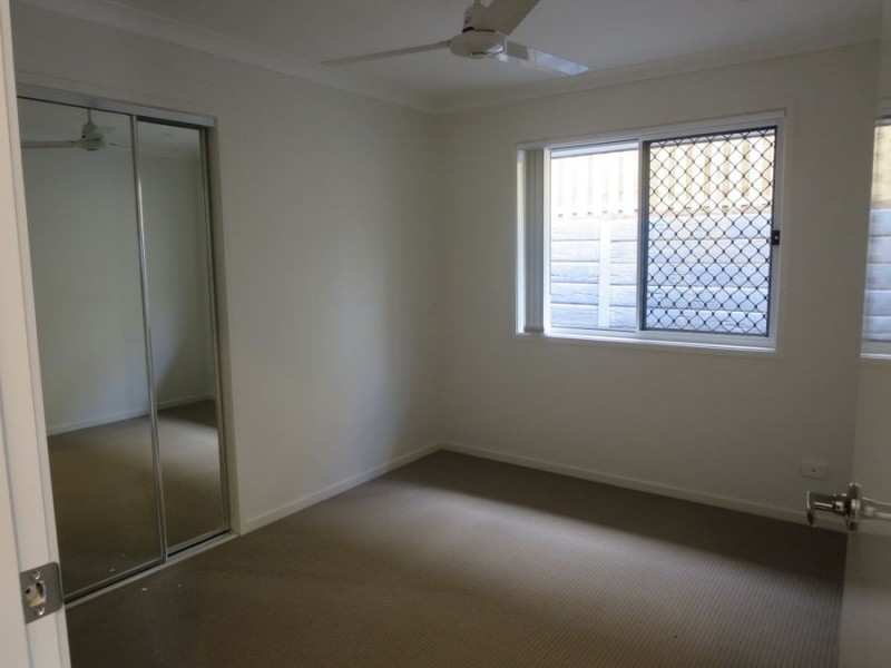 4 Hibiscus Crescent, Maudsland QLD 4210