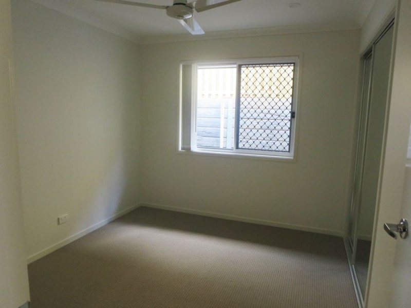 4 Hibiscus Crescent, Maudsland QLD 4210