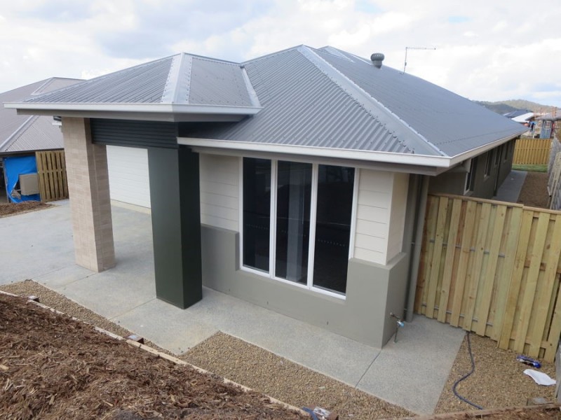 4 Hibiscus Crescent, Maudsland QLD 4210