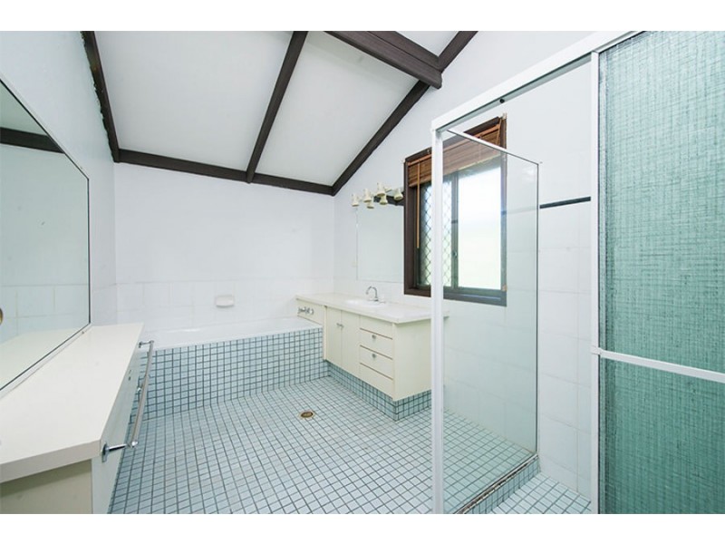 51 Harding Blvd, Mount Warren Park QLD 4207