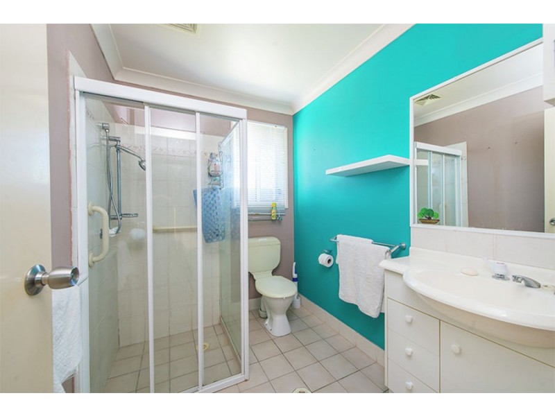 5 Ogle Place, Windaroo QLD 4207