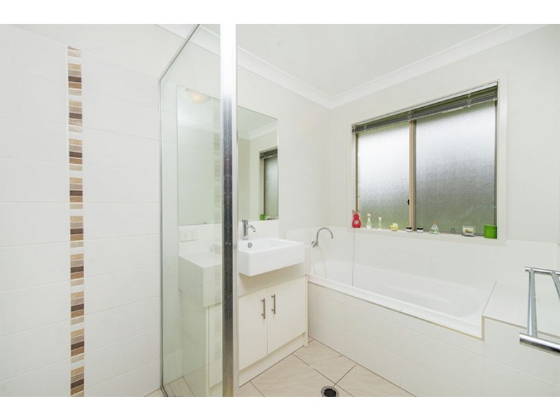 12 Honeygem Place, Jimboomba QLD 4280