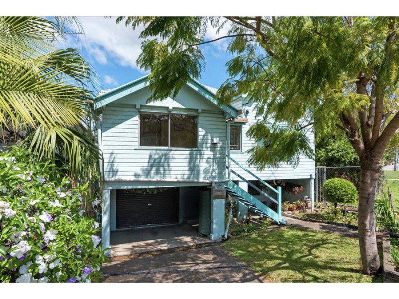 49 Wynnum Rd, Norman Park QLD 4170