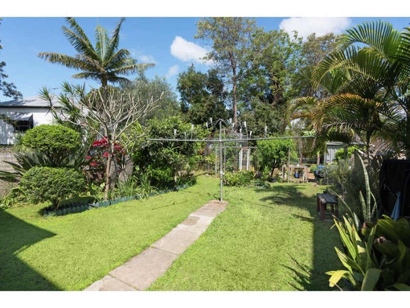 49 Wynnum Rd, Norman Park QLD 4170