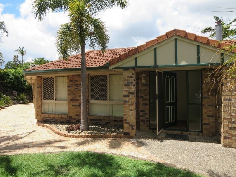 7 Lenna Court, Mount Warren Park QLD 4207