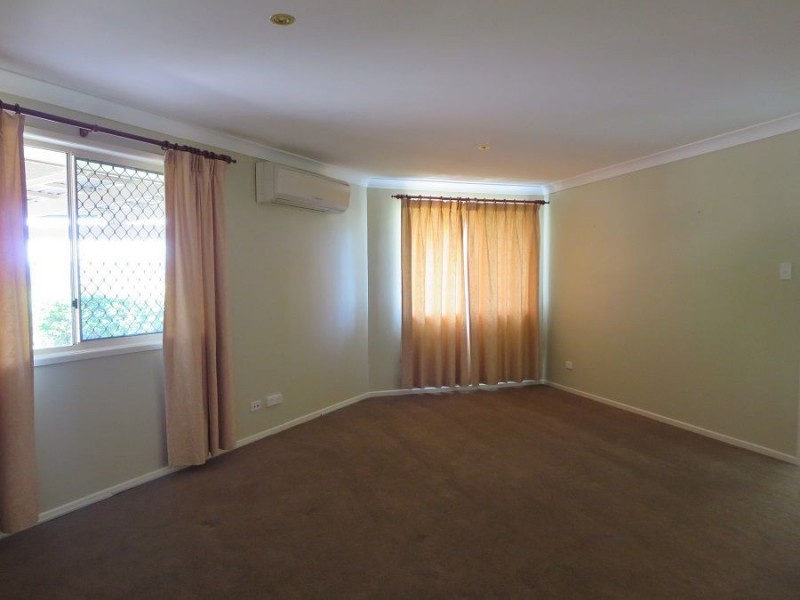 7 Lenna Court, Mount Warren Park QLD 4207