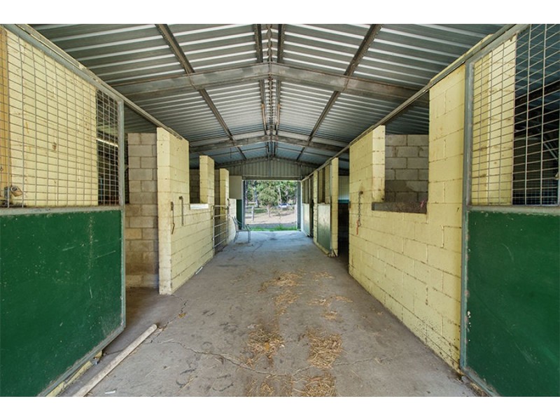 16-24 Lynette Court, Buccan QLD 4207