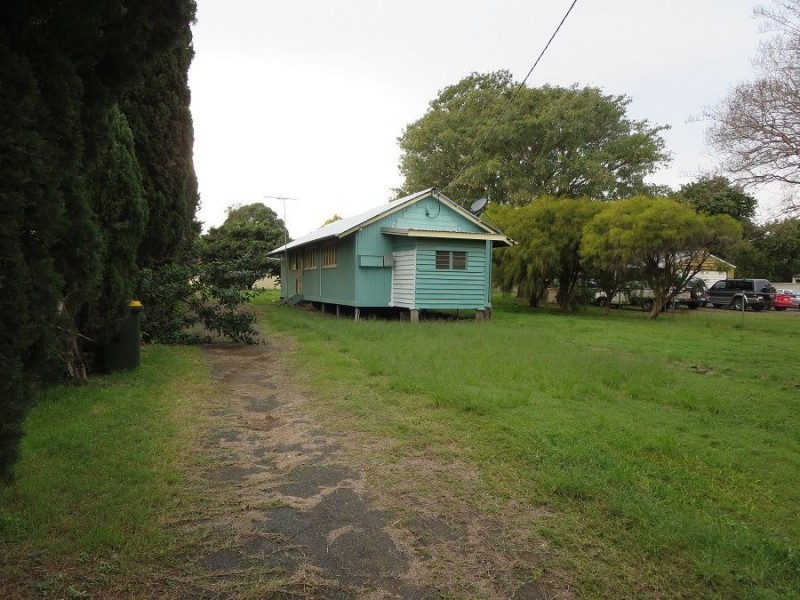 17 Pitt Street, Beaudesert QLD 4285