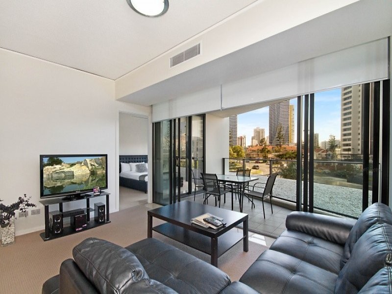 305/22 Surf Parade, Broadbeach QLD 4218