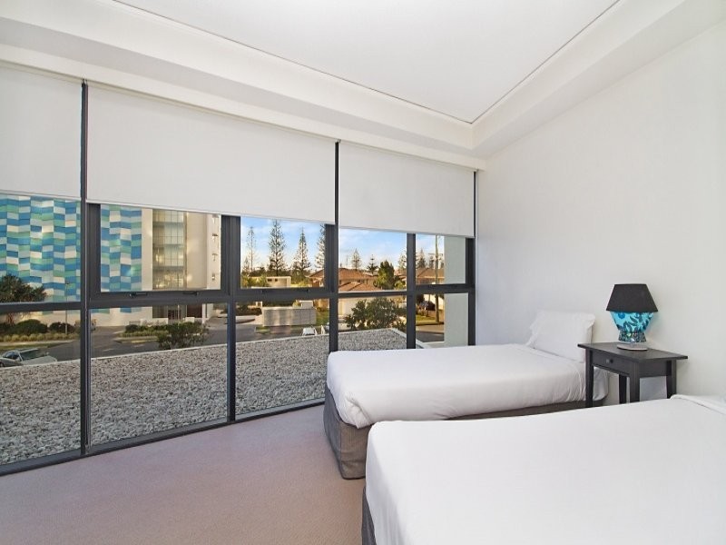 305/22 Surf Parade, Broadbeach QLD 4218