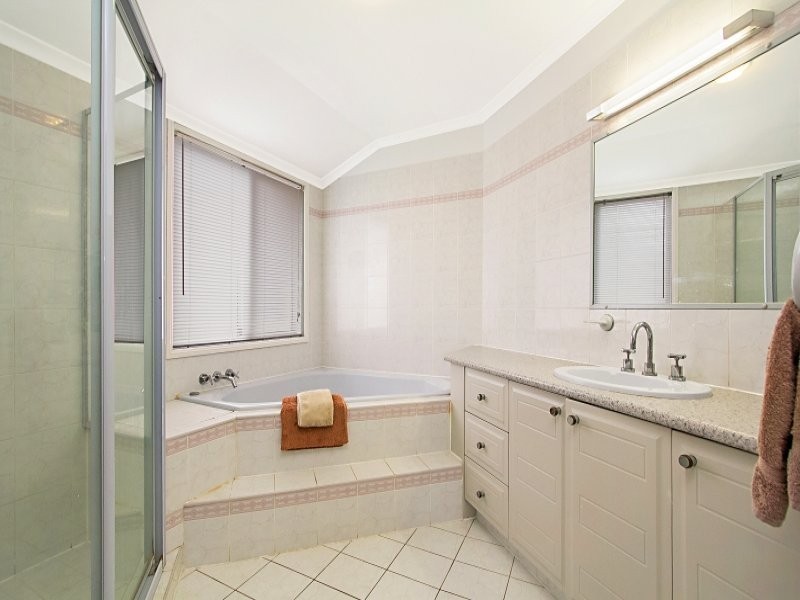 6 Buenavista Drive, Bilambil Heights NSW 2486